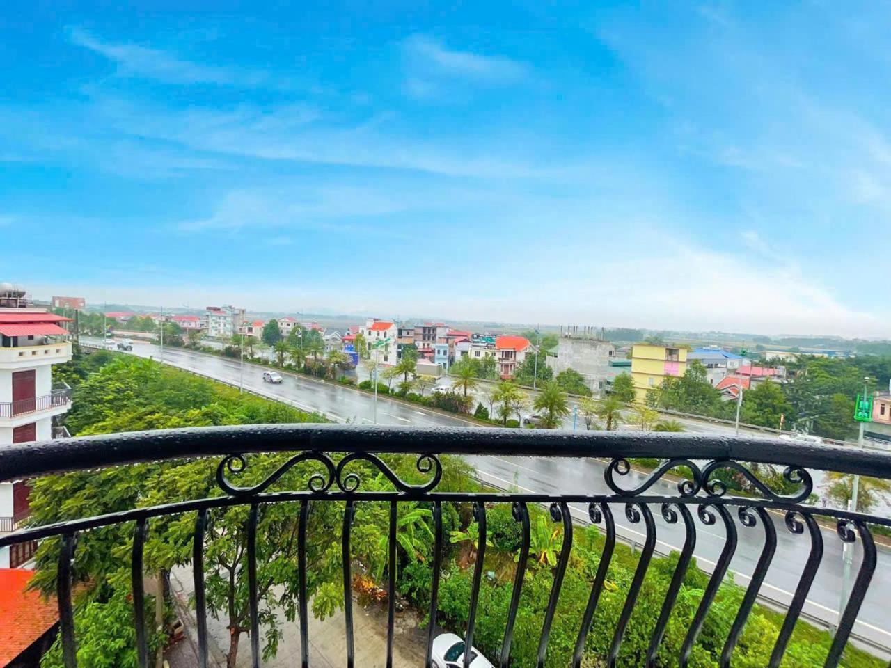 Chemi Noi Bai Airport Hotel & Travel Hanoi Exterior foto
